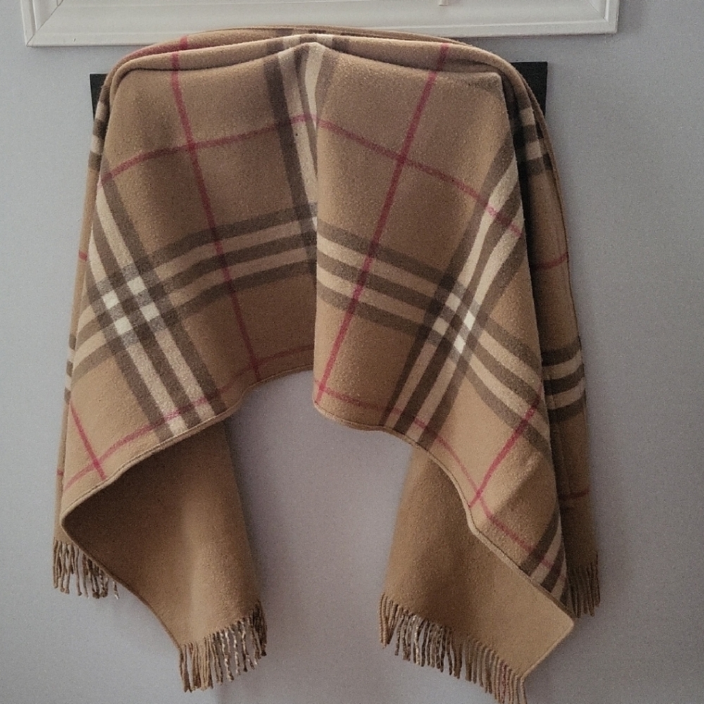 Burberry Tan and Red Checkered Shaw